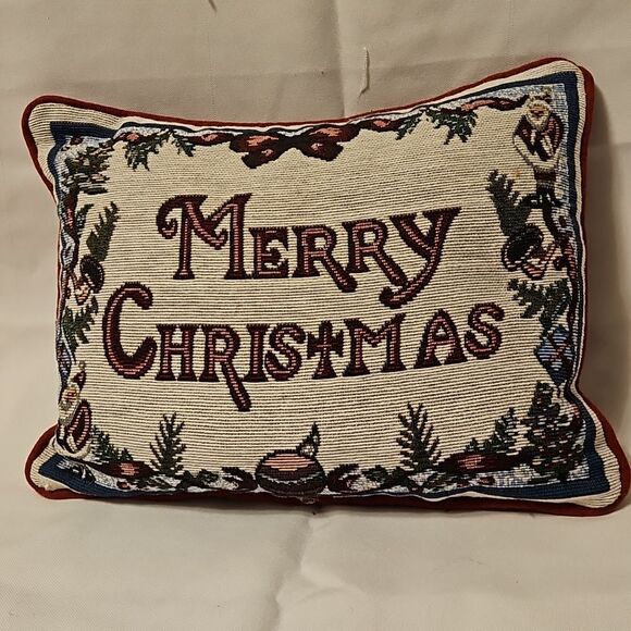 Small Merry Christmas pillow,  9 x 12 - Picture 1 of 2
